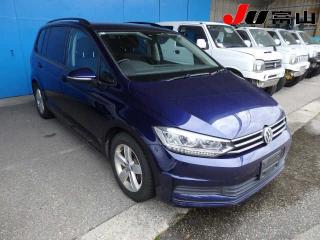 VOLKSWAGEN GOLF TOURAN