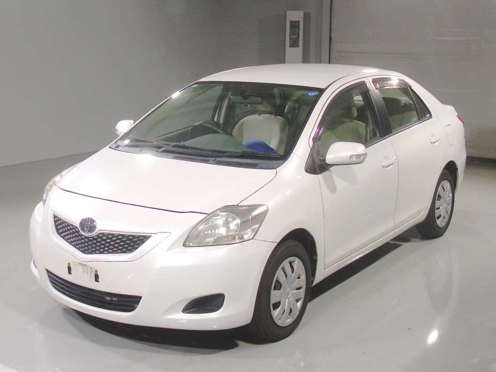 TOYOTA BELTA