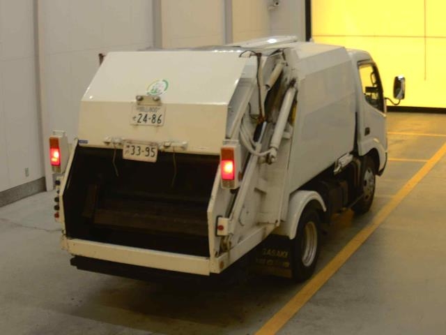 TOYOTA DYNA