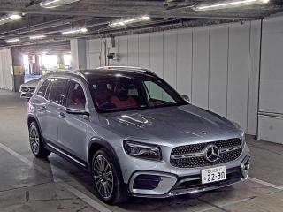 MERCEDES BENZ GLB