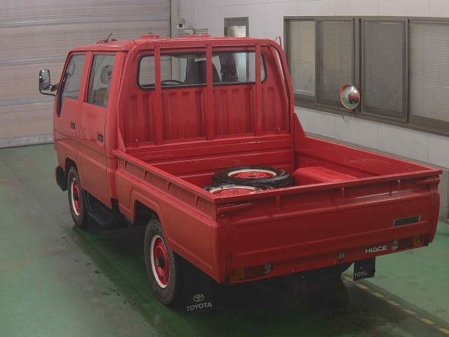 TOYOTA HIACE TRUCK