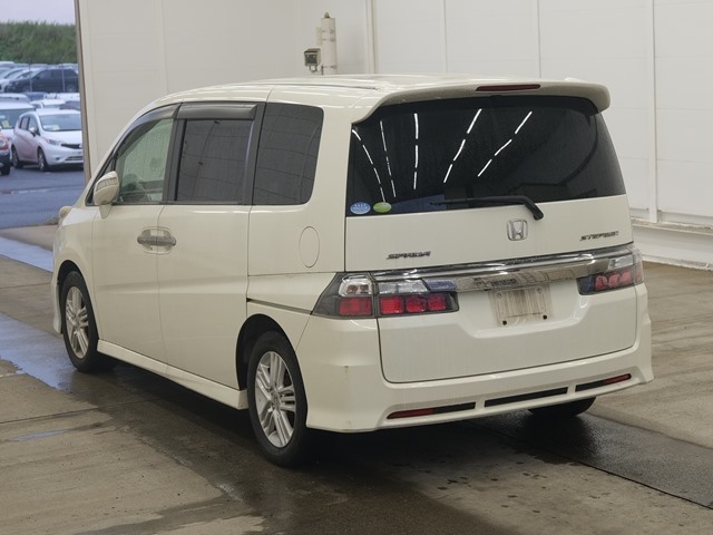 HONDA STEPWGN SPADA