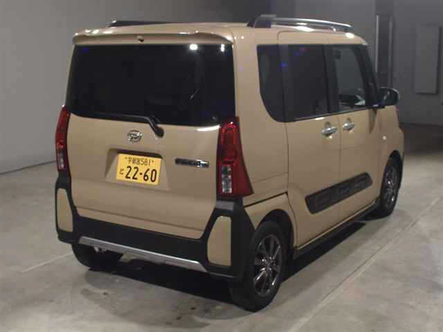 DAIHATSU TANTO FUN CROSS