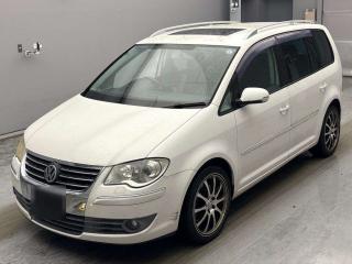 VOLKSWAGEN GOLF TOURAN