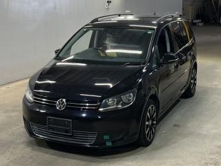 VOLKSWAGEN GOLF TOURAN