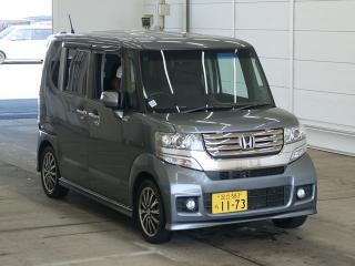 HONDA N BOX CUSTOM