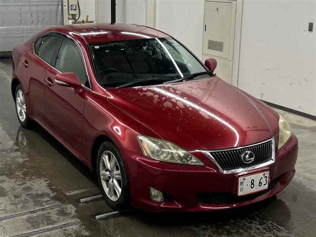 LEXUS IS