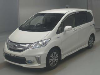 HONDA FREED HYBRID