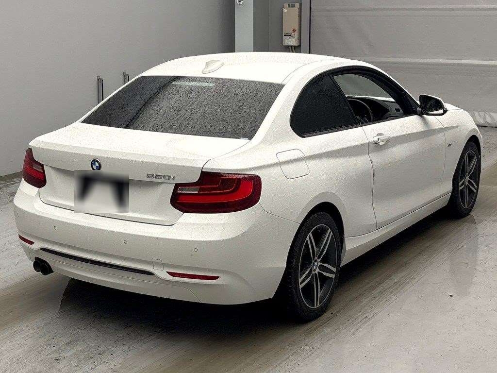 BMW 2 SERIES