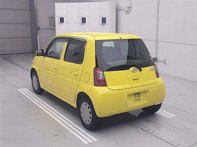 DAIHATSU ESSE