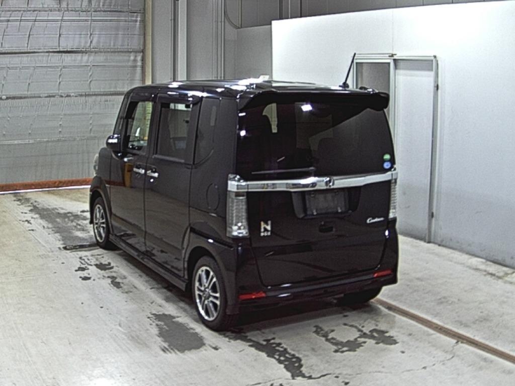 HONDA N BOX CUSTOM