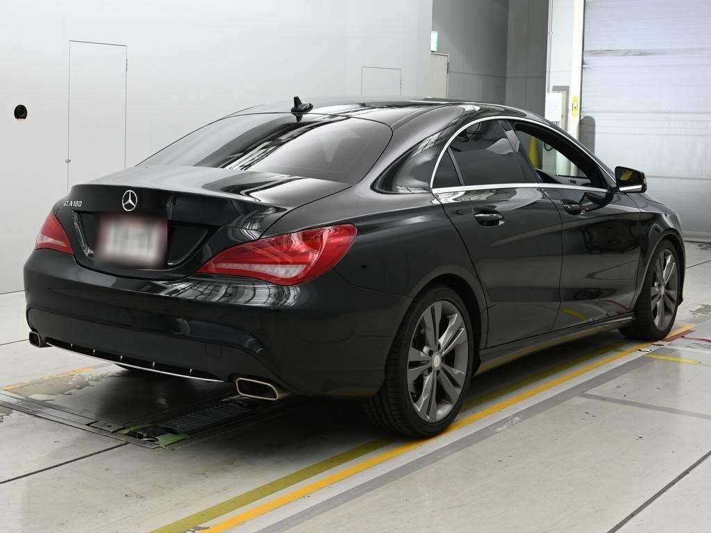 MERCEDES BENZ CLA