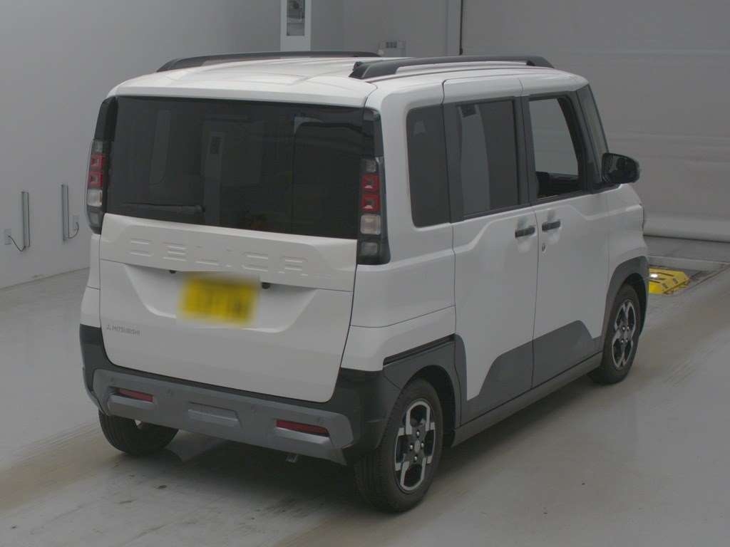 MITSUBISHI DELICA MINI