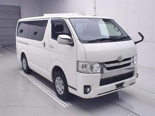 TOYOTA REGIUS ACE