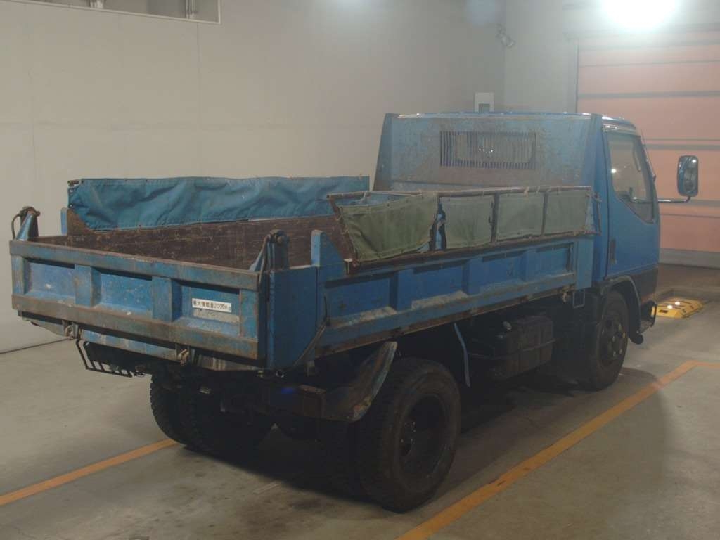 MITSUBISHI CANTER