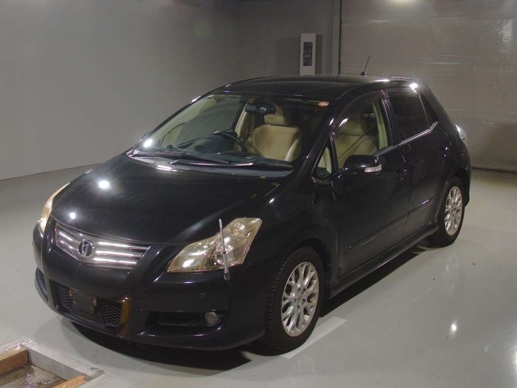 TOYOTA BLADE