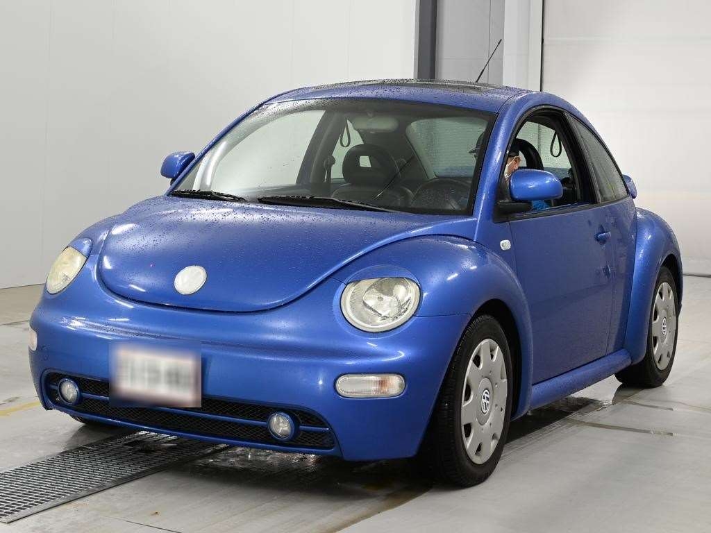 VOLKSWAGEN NEW BEETLE