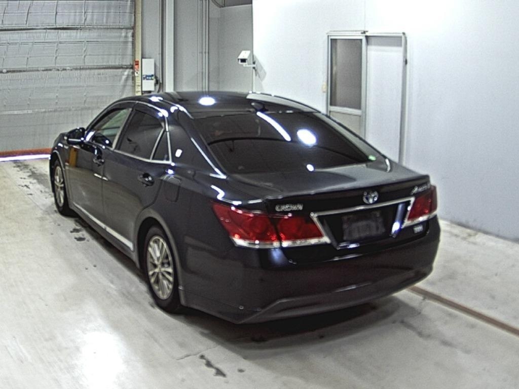 TOYOTA CROWN HYBRID