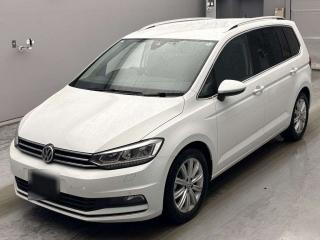 VOLKSWAGEN GOLF TOURAN