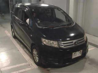 HONDA FREED SPIKE