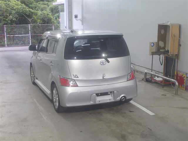 TOYOTA BB