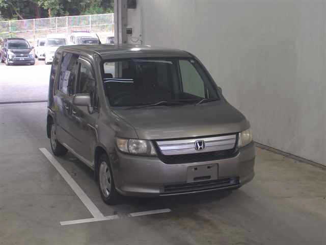 HONDA MOBILIO SPIKE