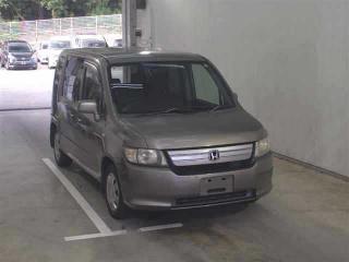 HONDA MOBILIO SPIKE