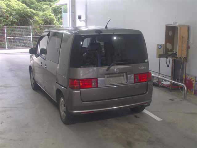 HONDA MOBILIO SPIKE
