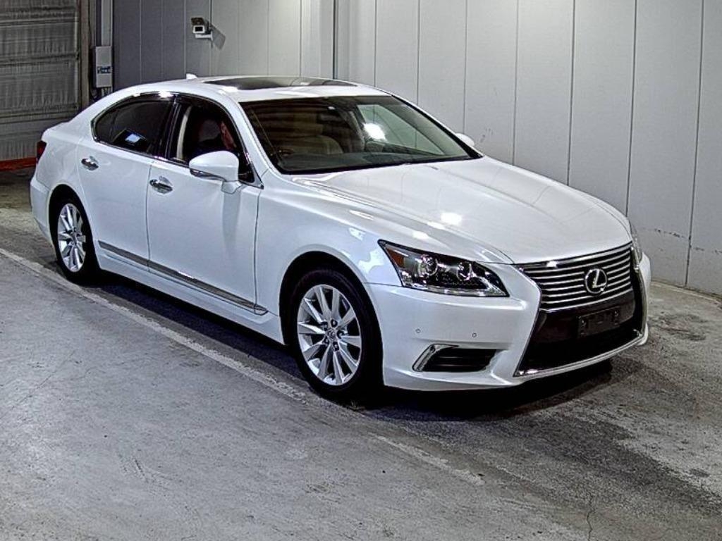 LEXUS LS