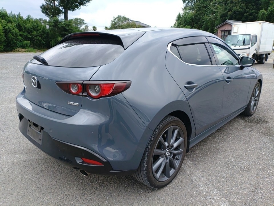 MAZDA MAZDA3