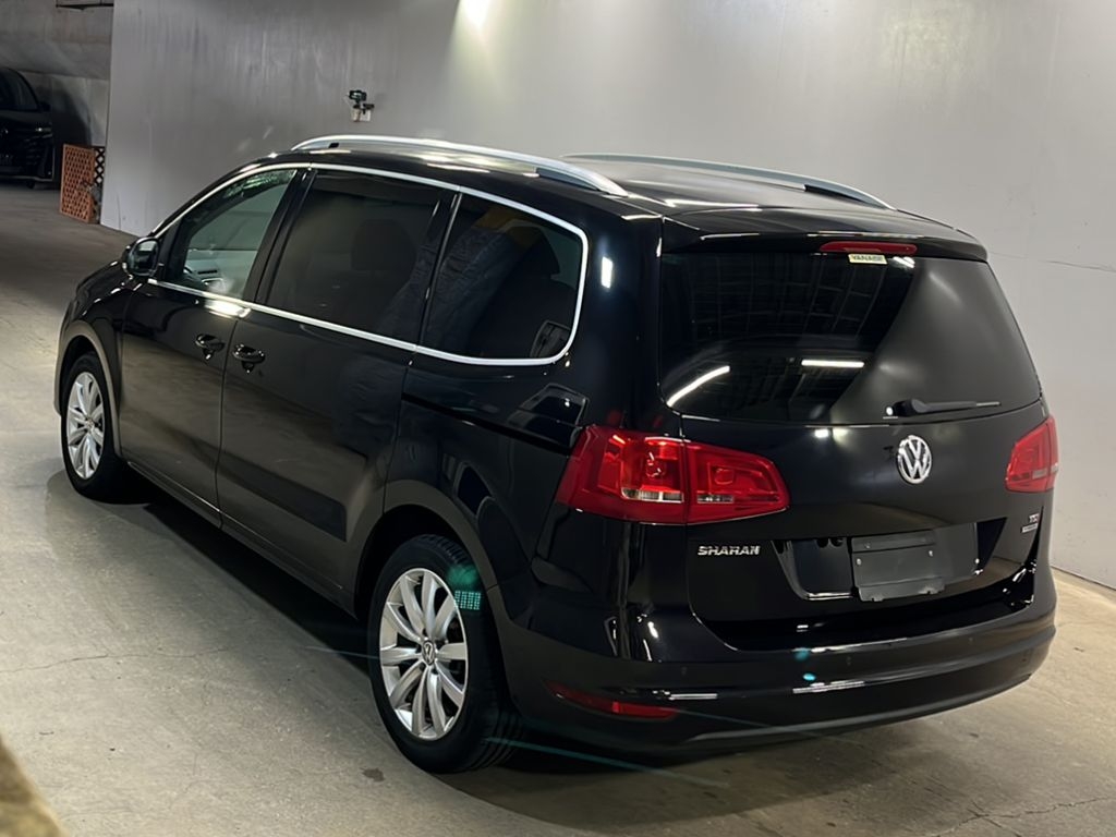 VOLKSWAGEN SHARAN