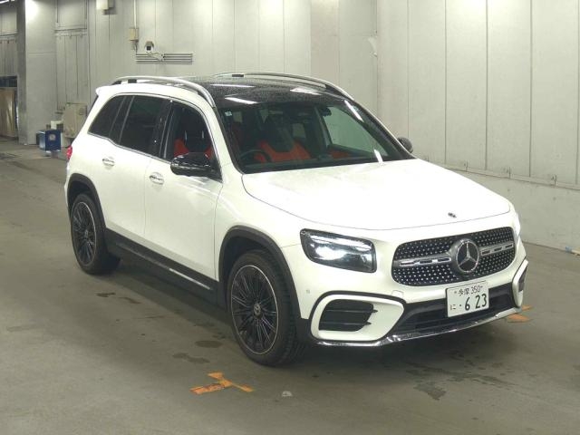 MERCEDES BENZ GLB