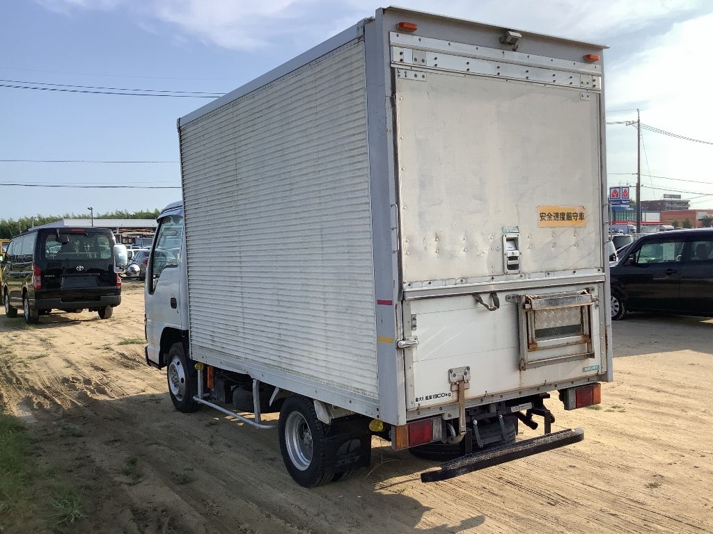 ISUZU ELF