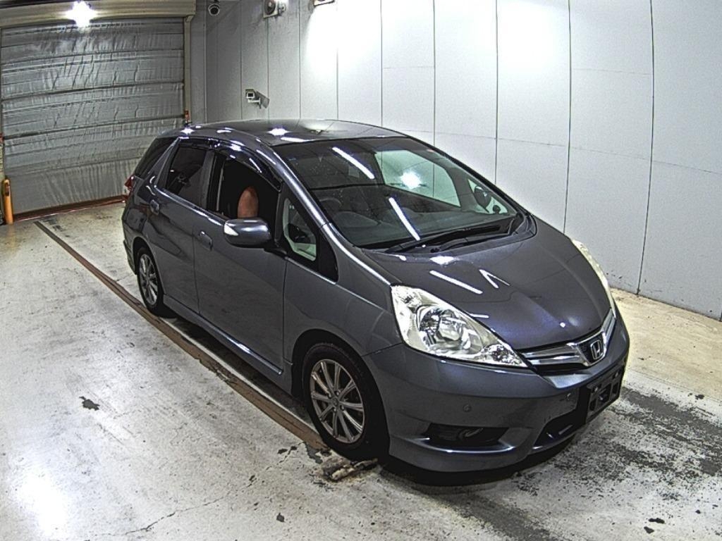 HONDA FIT SHUTTLE