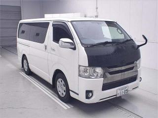 TOYOTA REGIUS ACE