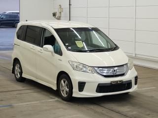 HONDA FREED HYBRID