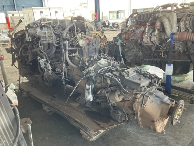 HINO ENGINE