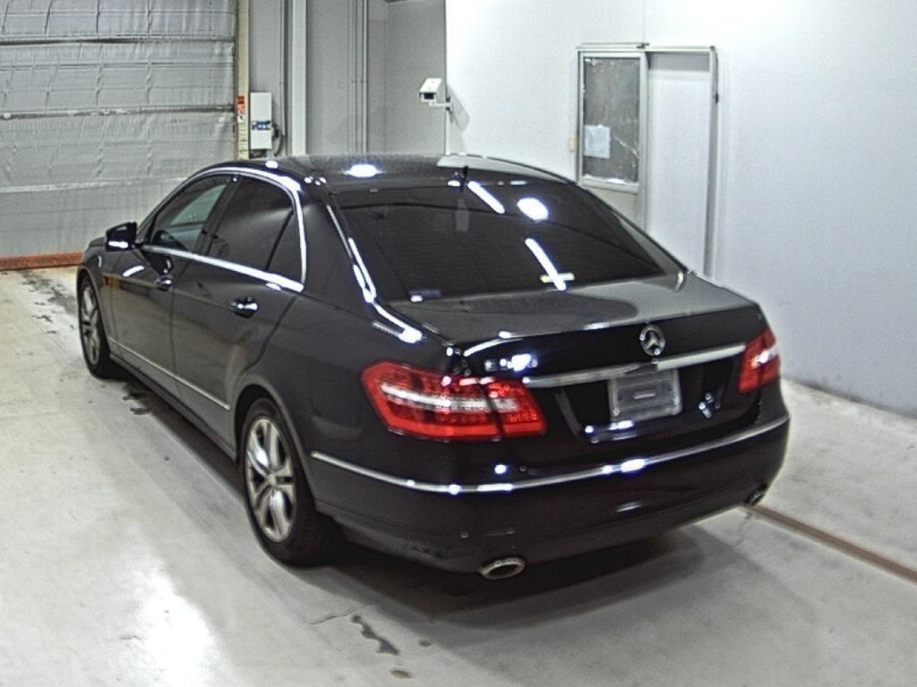 MERCEDES BENZ E CLASS