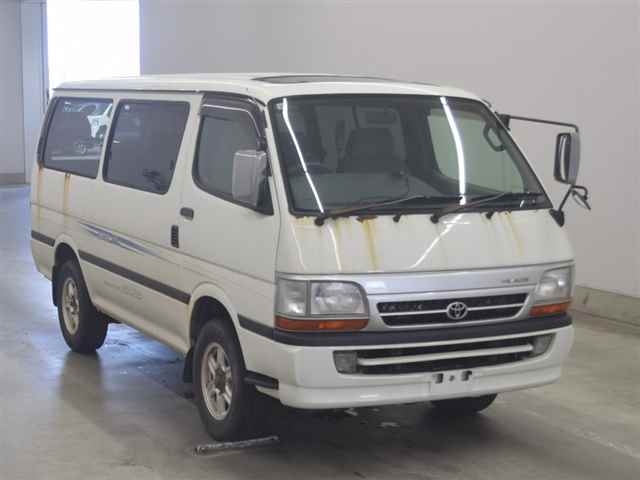 TOYOTA HIACE VAN