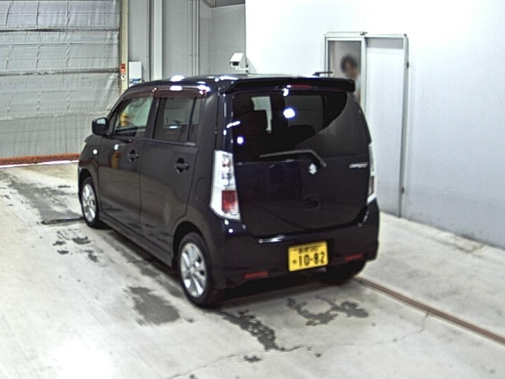 SUZUKI WAGON R STINGRAY