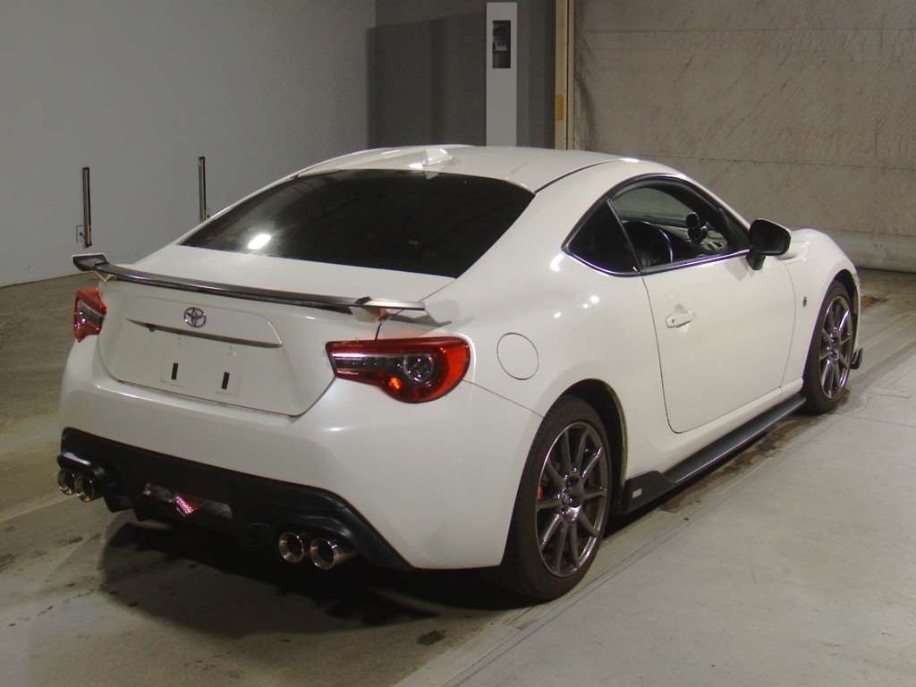 TOYOTA 86