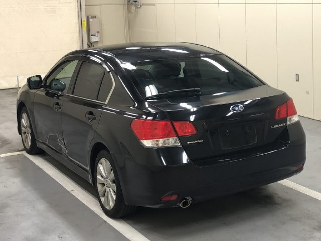 SUBARU LEGACY B4
