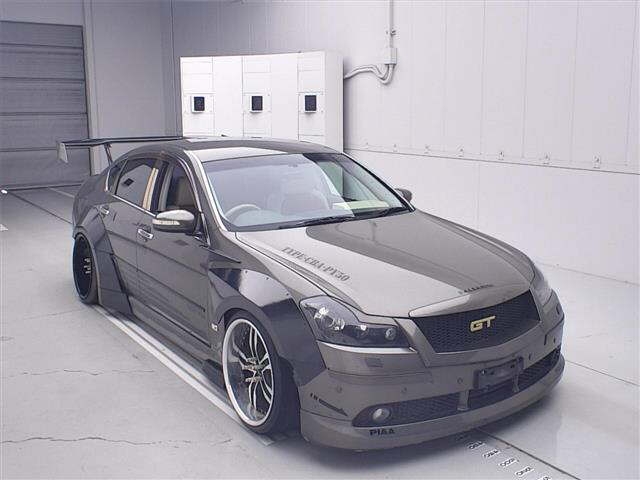 NISSAN FUGA