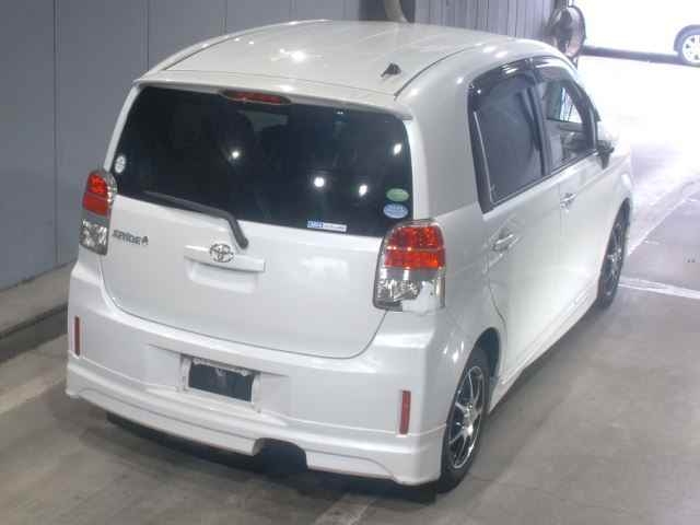 TOYOTA SPADE