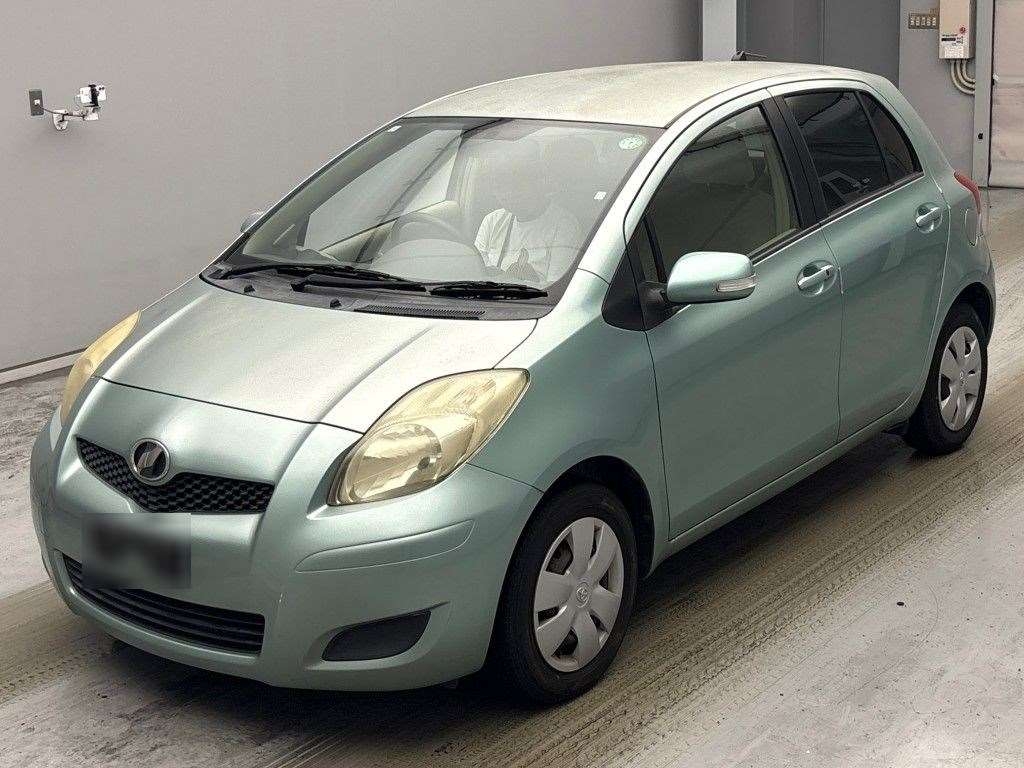 TOYOTA VITZ