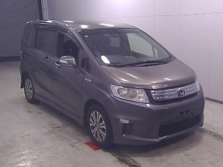 HONDA FREED SPIKE