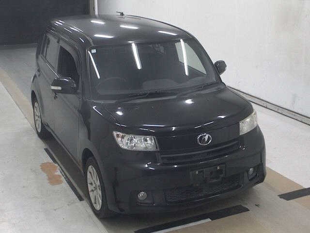 TOYOTA BB