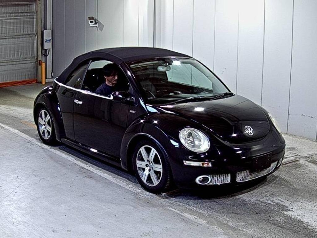 VOLKSWAGEN NEW BEETLE CABRIOLET