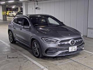 MERCEDES BENZ GLA