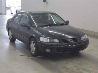 TOYOTA CAMRY GRACIA SEDAN